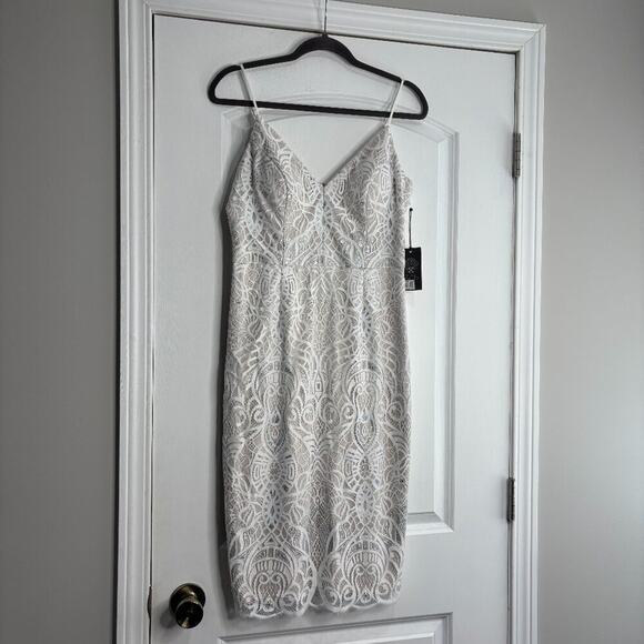 Vince Camuto White/Cream Lace Overlay Midi Bodycon Dress Size 10 NWT - Picture 1 of 7